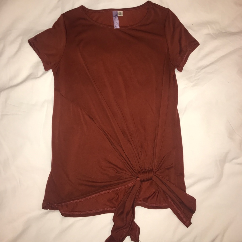 FRANCESCA’S COLLECTIONS Burnt Orange Blouse